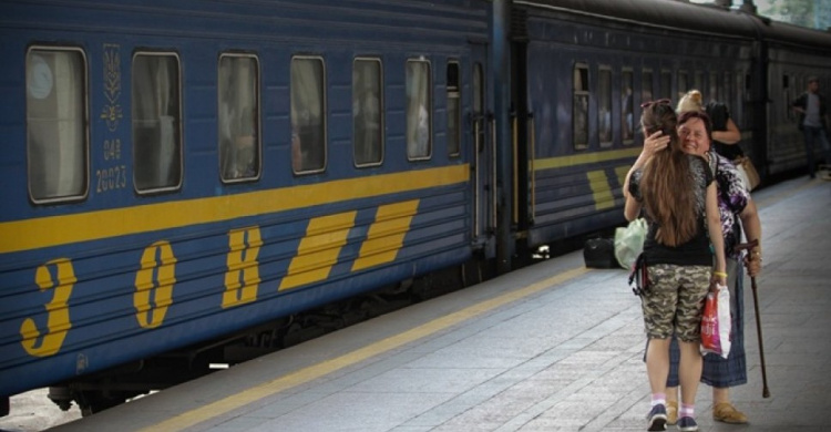 Из Киева в Мариуполь на зимние праздники пустят дополнительный поезд