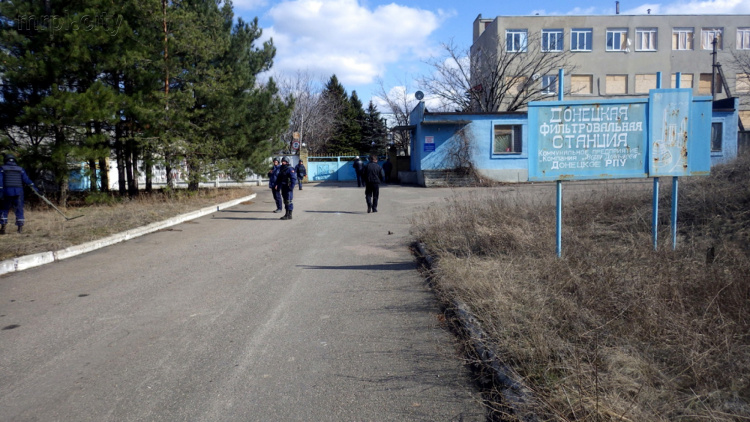 На территории Донецкой фильтровальной станции взорвался боеприпас