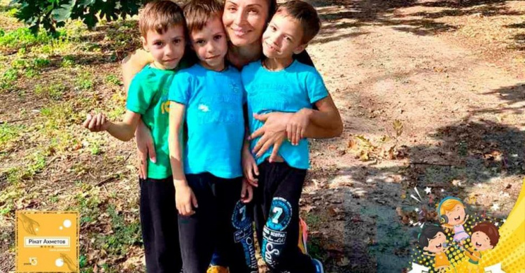 «Ринат Ахметов – Детям. Теперь я слышу»: близнецам Диме и Андрюше подарили возможность слышать