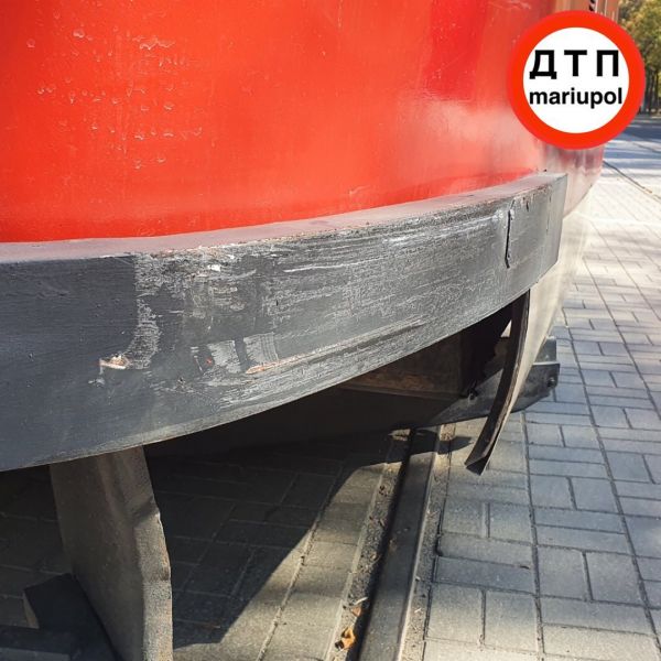 В Мариуполе трамвай попал в аварию
