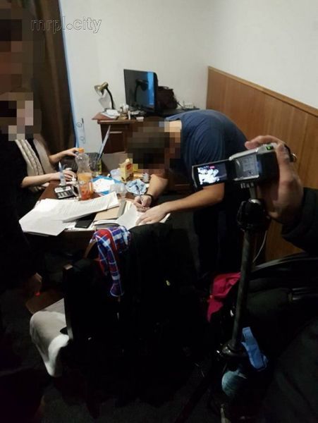 Мариупольца, снабжающего боевиков, задержали на курорте в Прикарпатье (ФОТО)