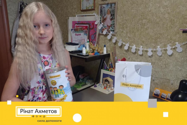 Более 100 тысяч детей получили подарки от самого известного благотворителя Украины