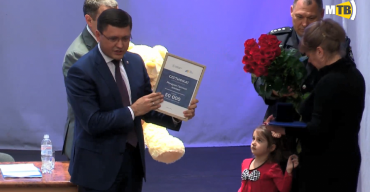 Мариупольскому герою посмертно присвоили звание «Почетный гражданин» (ФОТО)