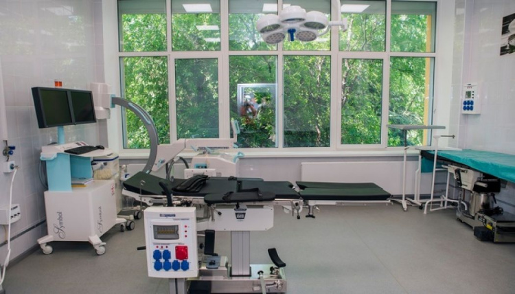 В Мариуполе создадут детское отделение хирургии и улучшат областную больницу (ФОТО)