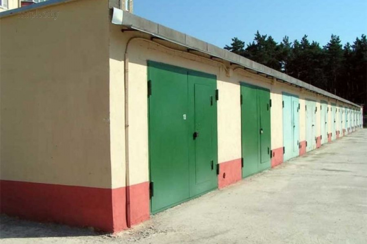 В Мариуполе гаражи «без документов» начнут сносить (ФОТО)