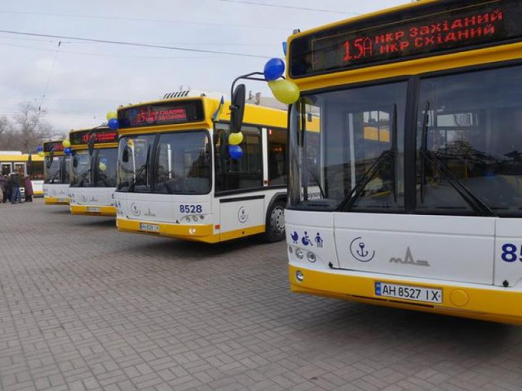 Жители Мариуполя просят продлить маршрут популярного автобуса