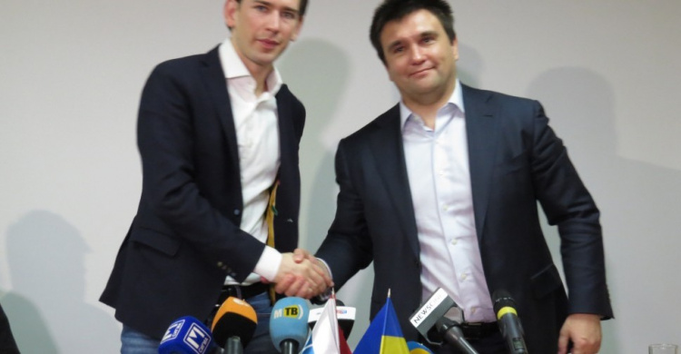 Климкин в Мариуполе: Санкции ЕС против России должны сохраняться до деоккупации Крыма