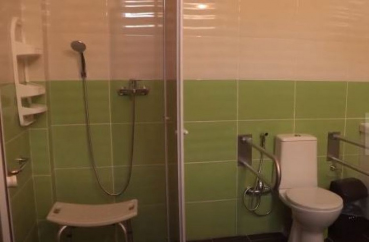 Современное и комфортное: в Мариуполе обновили отделение городского роддома
