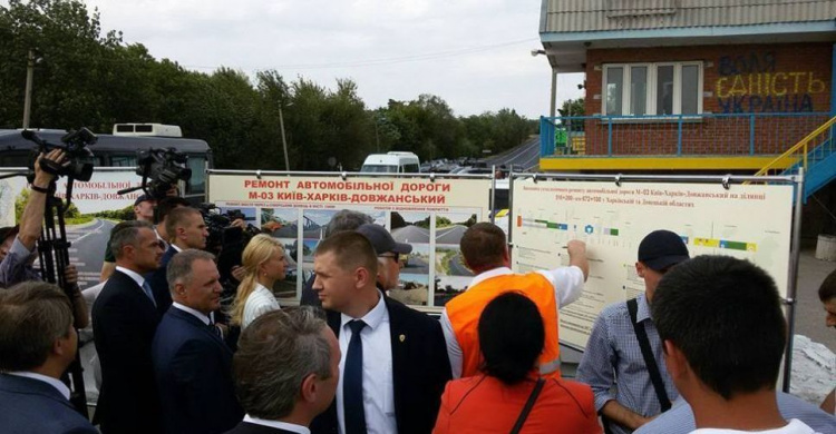 На Донетчине за 86,9 млн гривен отремонтируют дорогу, связывающую Славянск и Изюм
