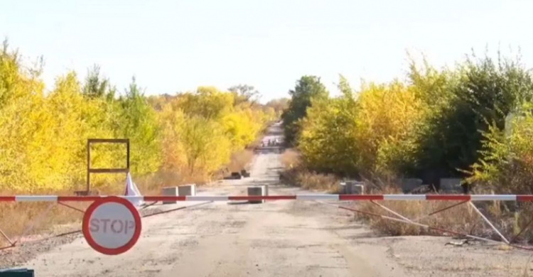 Разведение войск в Донбассе сорвалось: боевики обстреляли населенные пункты