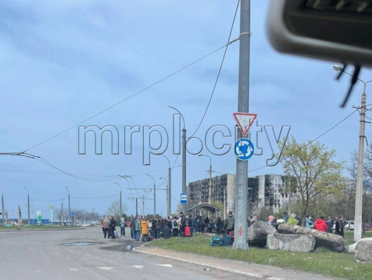 Эвакуация из Мариуполя в Запорожье  не состоялась