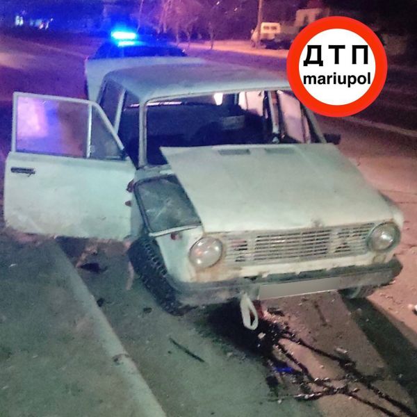 В Мариуполе в ДТП попали три «ВАЗа»