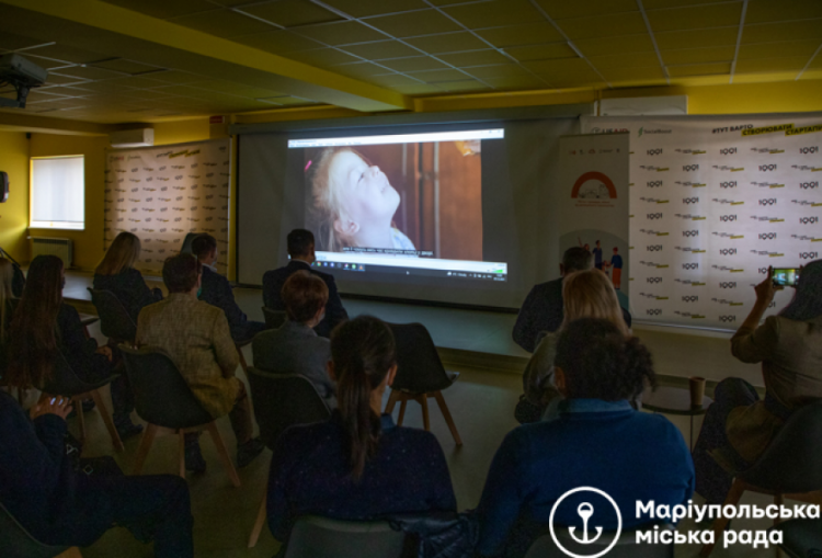 В Мариуполе показали фильм о проблеме домашнего насилия, который высоко оценила Елена Зеленская