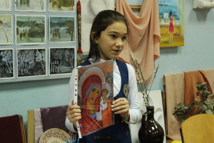 Мариупольчанка получила гран-при на конкурсе рисунков в Париже (ФОТО)