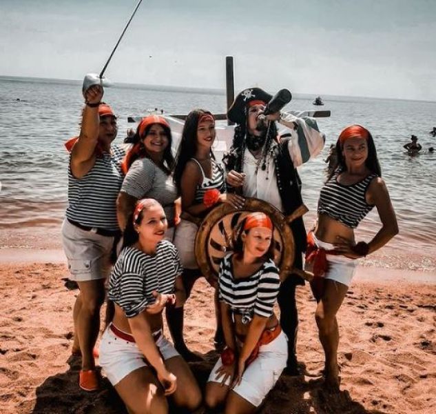 Пираты, русалки и морской бог: как в Мариуполе прошло празднование Дня Нептуна
