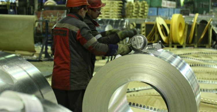 Мариупольские металлурги из-за блокады отказываются от заказов
