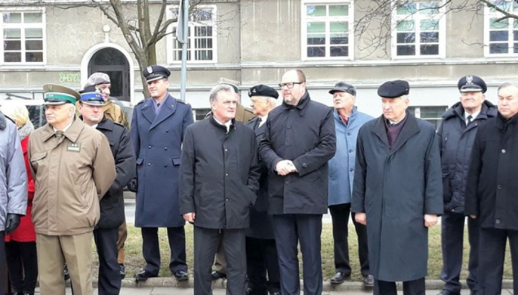 Власти Мариуполя отметили возвращение Гданьска в Польшу (ФОТО)