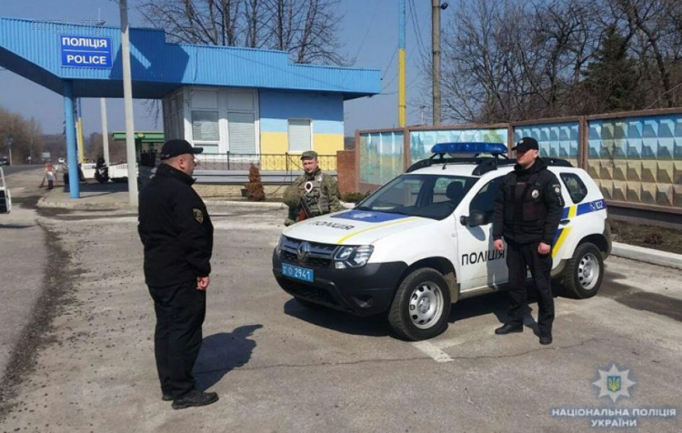 В Донбассе отпраздновали Пасху без нарушений общественного порядка (ФОТО)