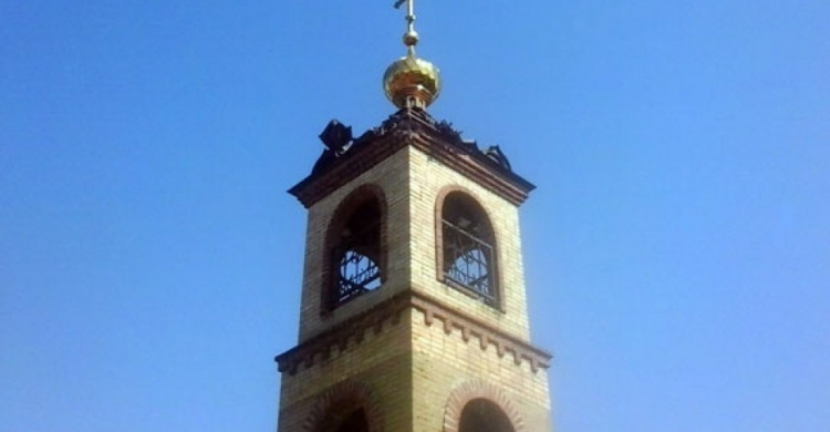 На Донбассе при обстреле поврежден православный храм