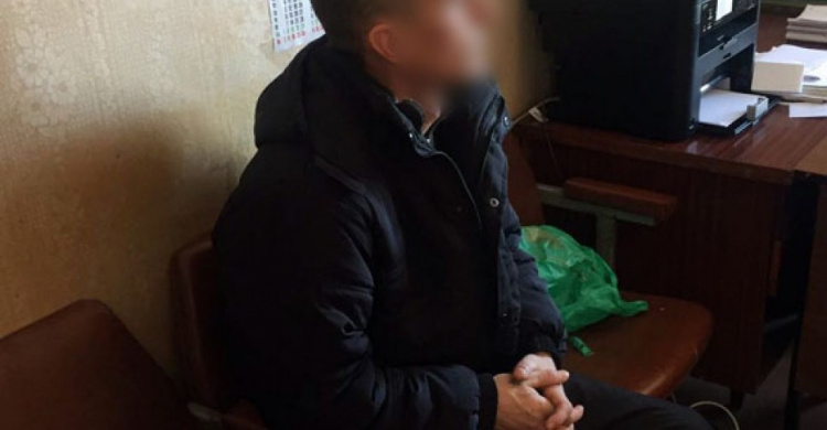 На КПВВ «Новотроицкое» полицейские задержали боевика «Казачьего Союза войска Донского»