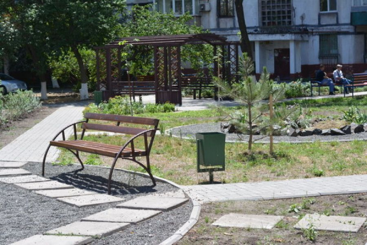 Жители ОСМД в Мариуполе нашли способ экономить на электричестве в 6 раз (ФОТО)