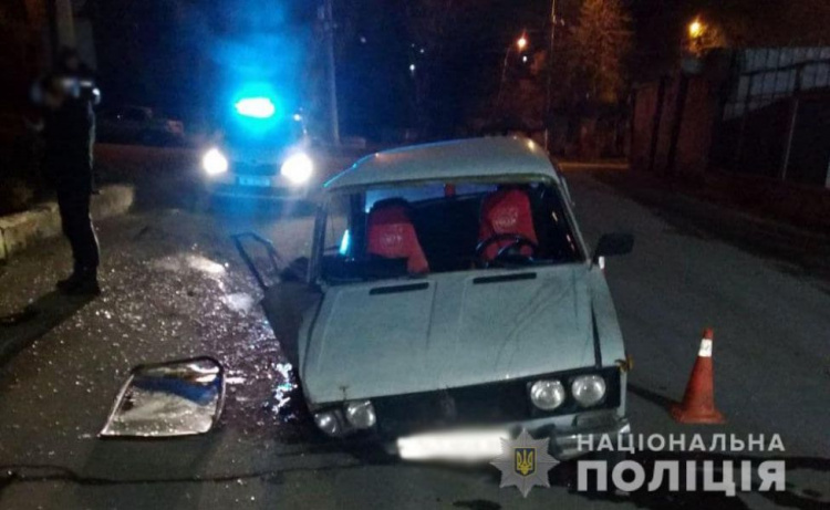 В Мариуполе пьяный водитель «убил» своего пассажира (18+)