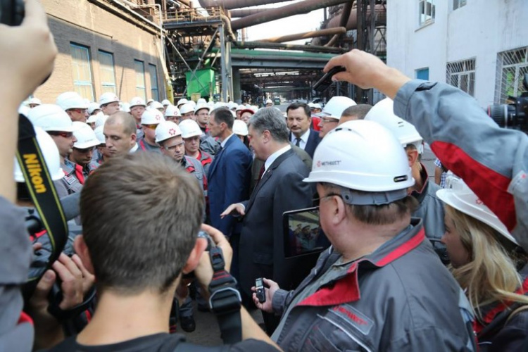 Президент Петр Порошенко: Металлургия - ключевой сектор украинской экономики (ФОТО)