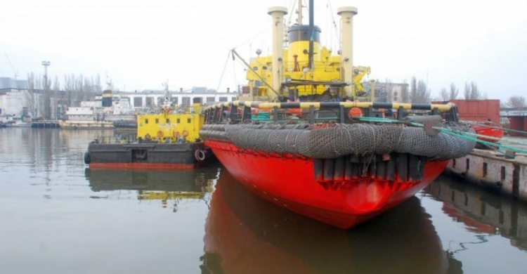 В Мариуполе спустили на воду единственный в Украине ледокол «Капитан Белоусов» (ФОТО)