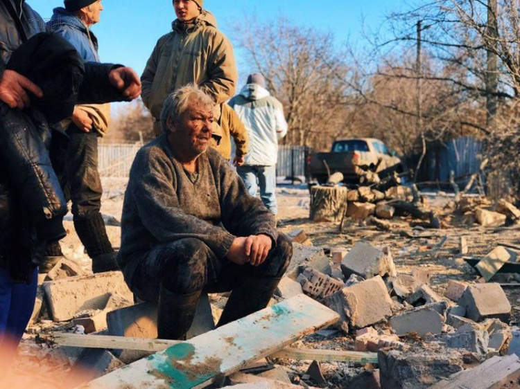 На Донетчине управляемый снаряд калибра 152 мм уничтожил жилой дом (ФОТО+ДОПОЛНЕНО)