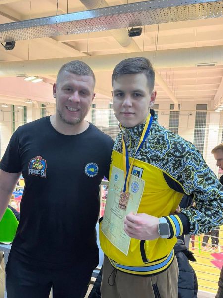 Мариупольские тхэквондисты привезли серебро и бронзу с Чемпионата Украины