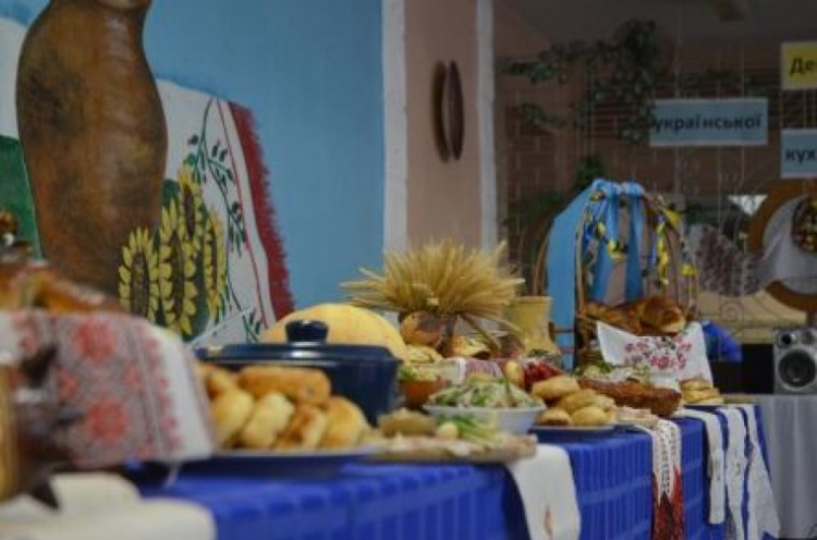 В мариупольских школах проводят дни национальных кухонь