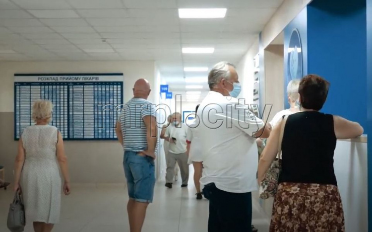 «ТутВарто будувати»: в Мариуполе показали современные поликлиники после реконструкции