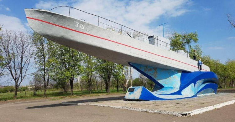Памятник морякам-десантникам в Мариуполе обновят к 9 мая (ФОТОФАКТ)