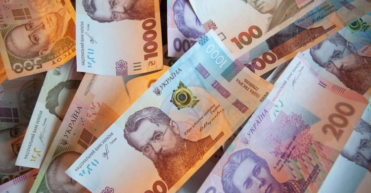 Более 80 мариупольцев получат матпомощь на общую сумму 2,5 миллионов гривен