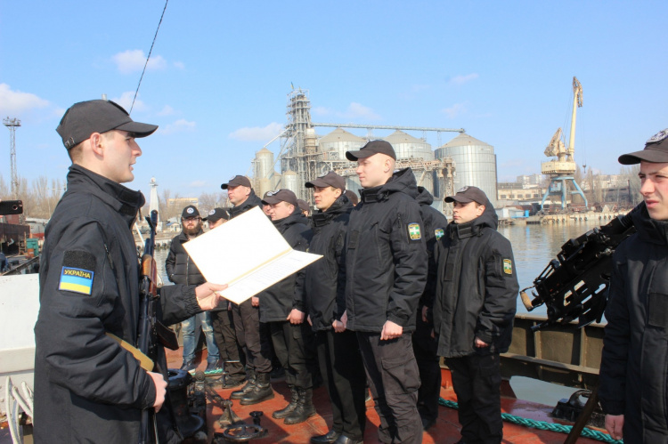 Дзидзьо в Мариуполе патрулировал акваторию Азовского моря (ФОТО+ВИДЕО)