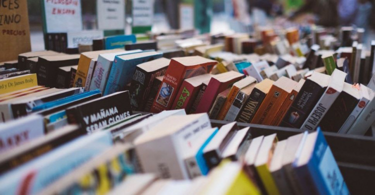 Мариупольцы создадут книжный клуб для обсуждения новинок литературы