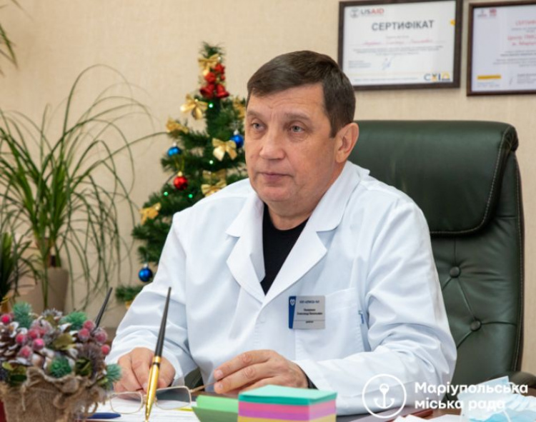 Кадровый потенциал медучреждений Мариуполя усилили новые врачи-интерны