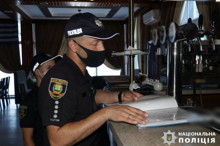 Более 70 правонарушений в Мариупольском районе выявила курортная полиция в выходные