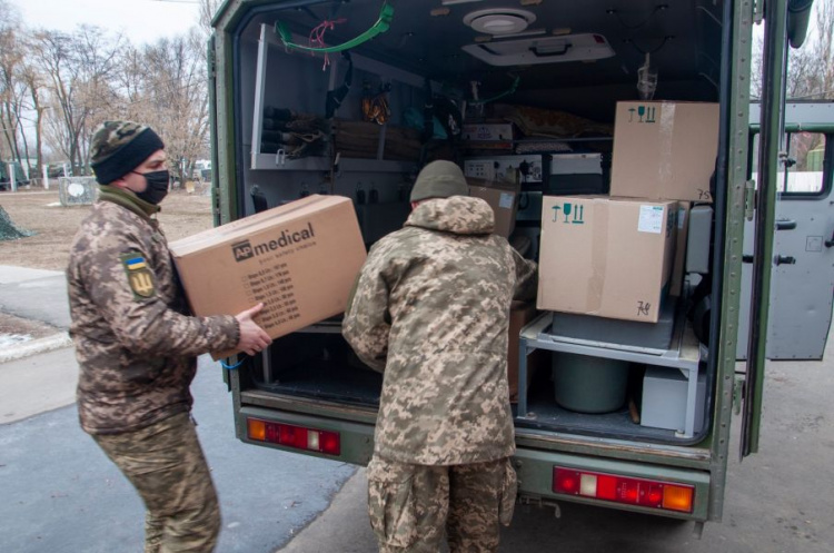 Военных в районе ООС на Донбассе начинают вакцинировать от COVID-19