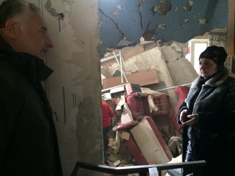 Павел Жебривский поручил срочно восстановить разрушенные дома в Авдеевке