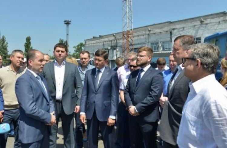 Комитет Верховной Рады Украины заседает в Мариуполе, чтобы решить проблемы с транспортом