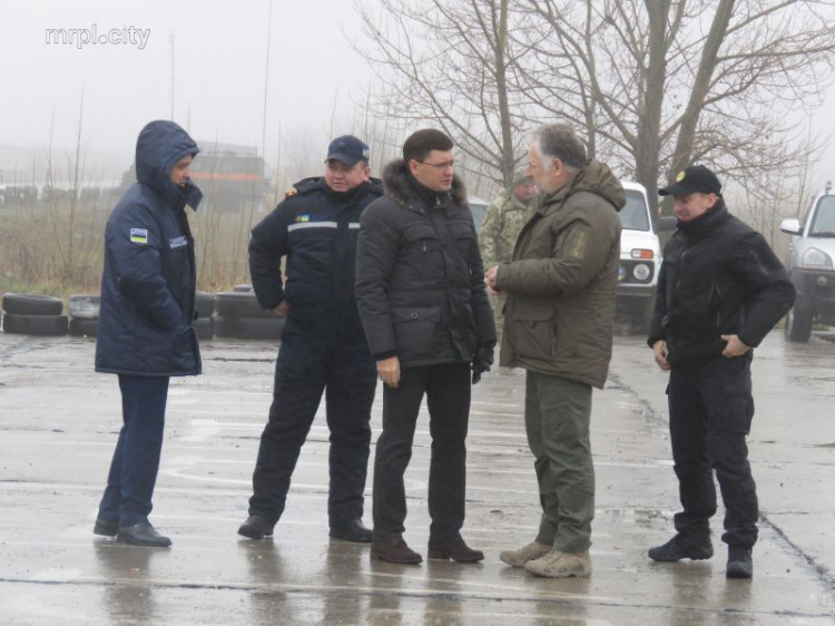 В аэропорту Мариуполя, где находились Павел Жебривский и Вадим Бойченко, прозвучал взрыв (ФОТО+ВИДЕО)
