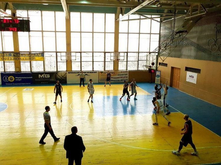 Мариупольские баскетболисты выиграли матч чемпионата страны с разгромным счетом (ФОТО)
