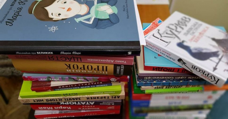 «Схід читає»: Жадан привезет известных писателей в библиотеки Донбасса