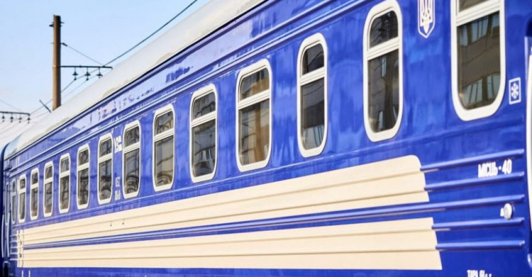 На мариупольских поездах появятся современные вагоны. Как они выглядят?