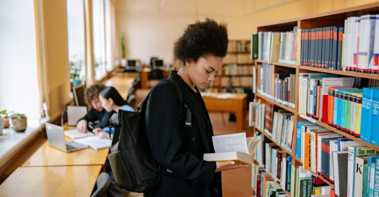 Как бесплатно получить высшее образование в Польше: топ способов, которые помогут украинским абитуриентам