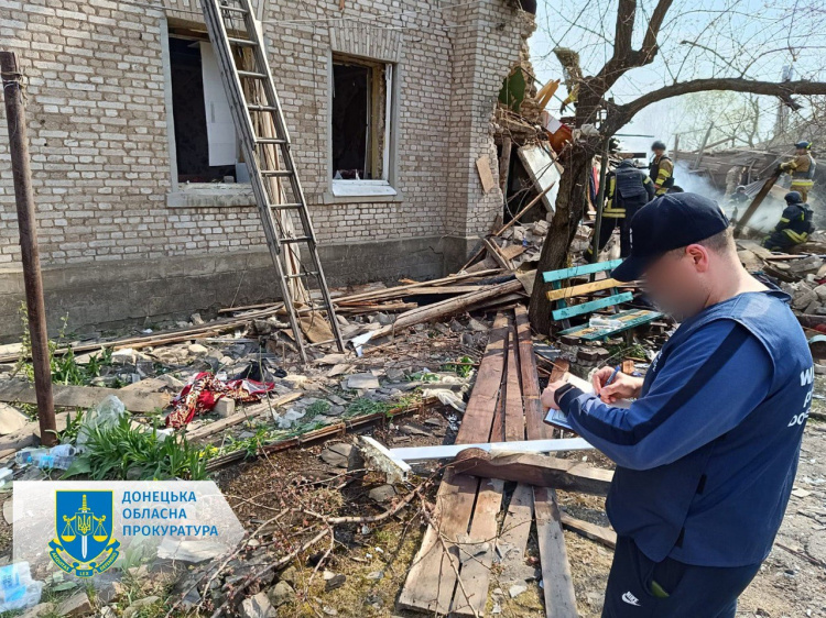 Мати та дитина загинули під завалами – росіяни обстріляли Костянтинівку і Слов’янськ
