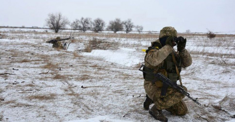 Один погибший, четверо раненых: в Донбассе боевики обстреляли машину ВСУ
