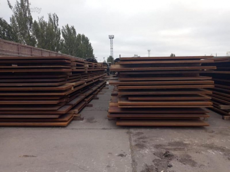 В порту Мариуполя арестовали более 3 тыс. тонн металла, перевозимого из России в Бельгию