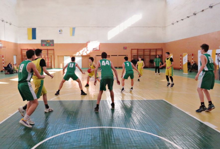 Победители Кубка Донбасса по баскетболу поедут на матч Украина-Испания